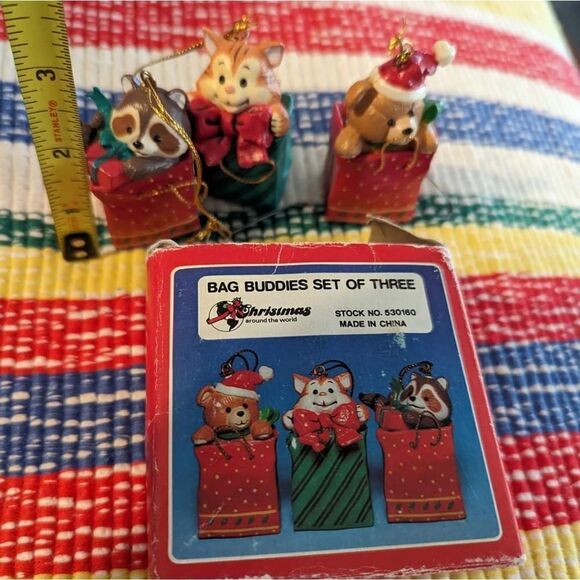 Cute Assortment of vintage Holiday Christmas items - Picture 4 of 8